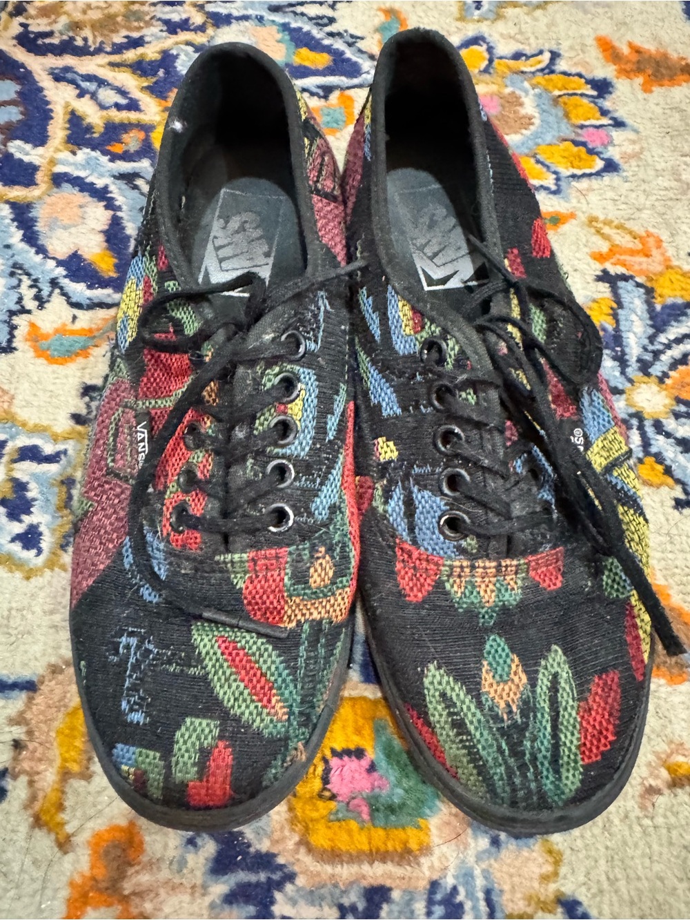 Vintage Vans  Sneakers with Multicolor Floral Pattern tapestry, Womens Sz 5.5